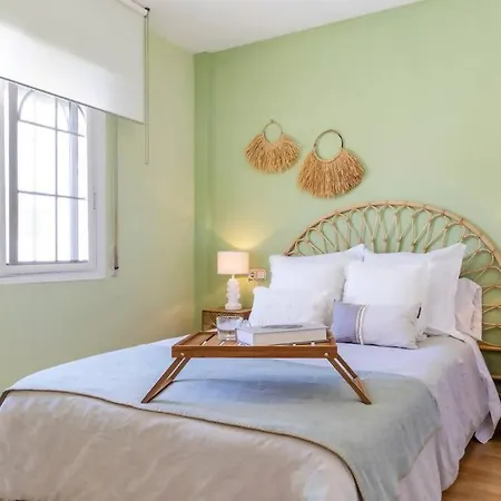 Pink Paraiso Penthouse Apartment