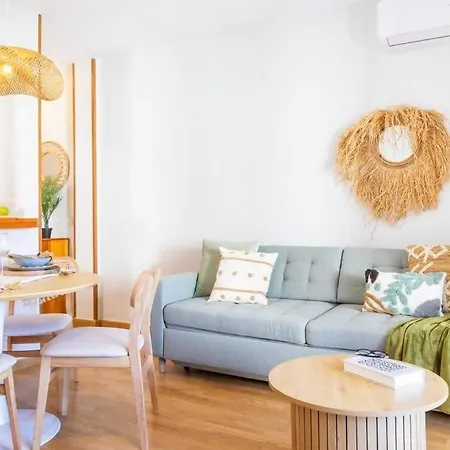 Pink Paraiso Penthouse Apartment *